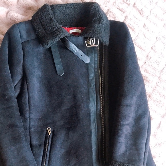 Jacket - Picture 2 of 4